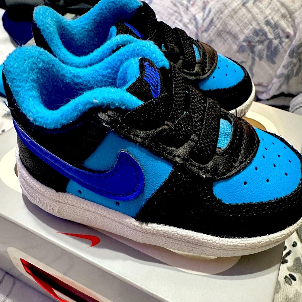 Nike crib